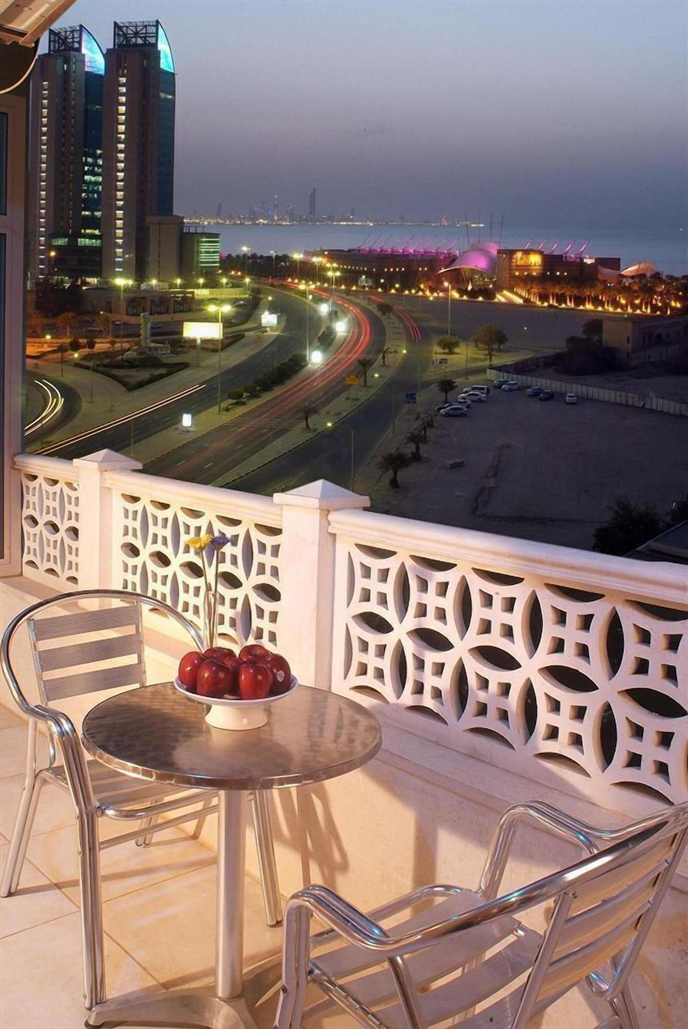 Spice Hotel Kuwait City Exterior foto